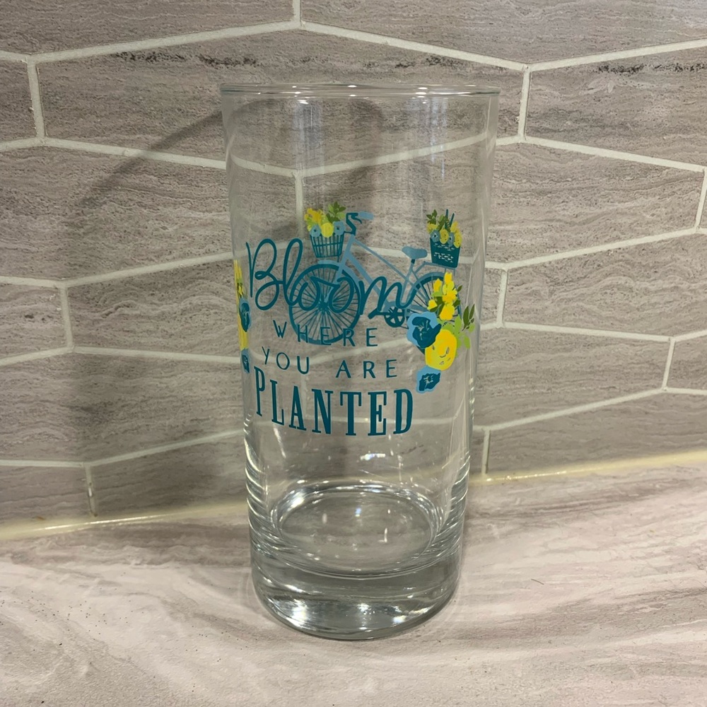 Spring decor bundle! - Picture 2 of 3